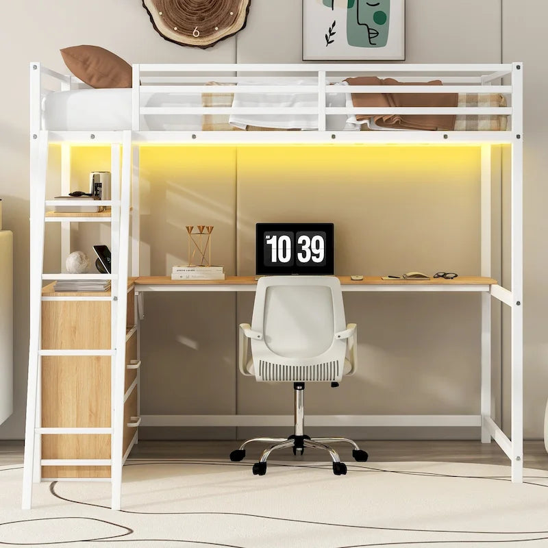 Letto a soppalco in metallo e legno, misura singola, con scrivania e ripiani, due cassetti integrati, luce LED e stazione di ricarica USB